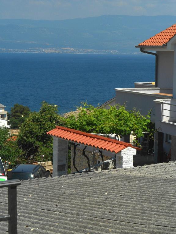 Apartment Andrija Vrbnik Esterno foto